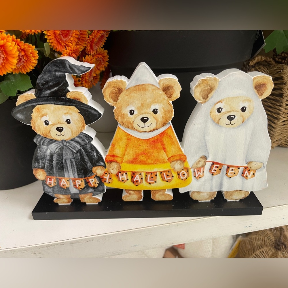 Halloween Teddy Bears in Costume a happy Halloween Wooden Tabletop Sign NWT